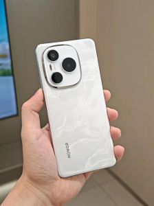 荣耀Power，大电池+快充，续航无忧，性价比高！